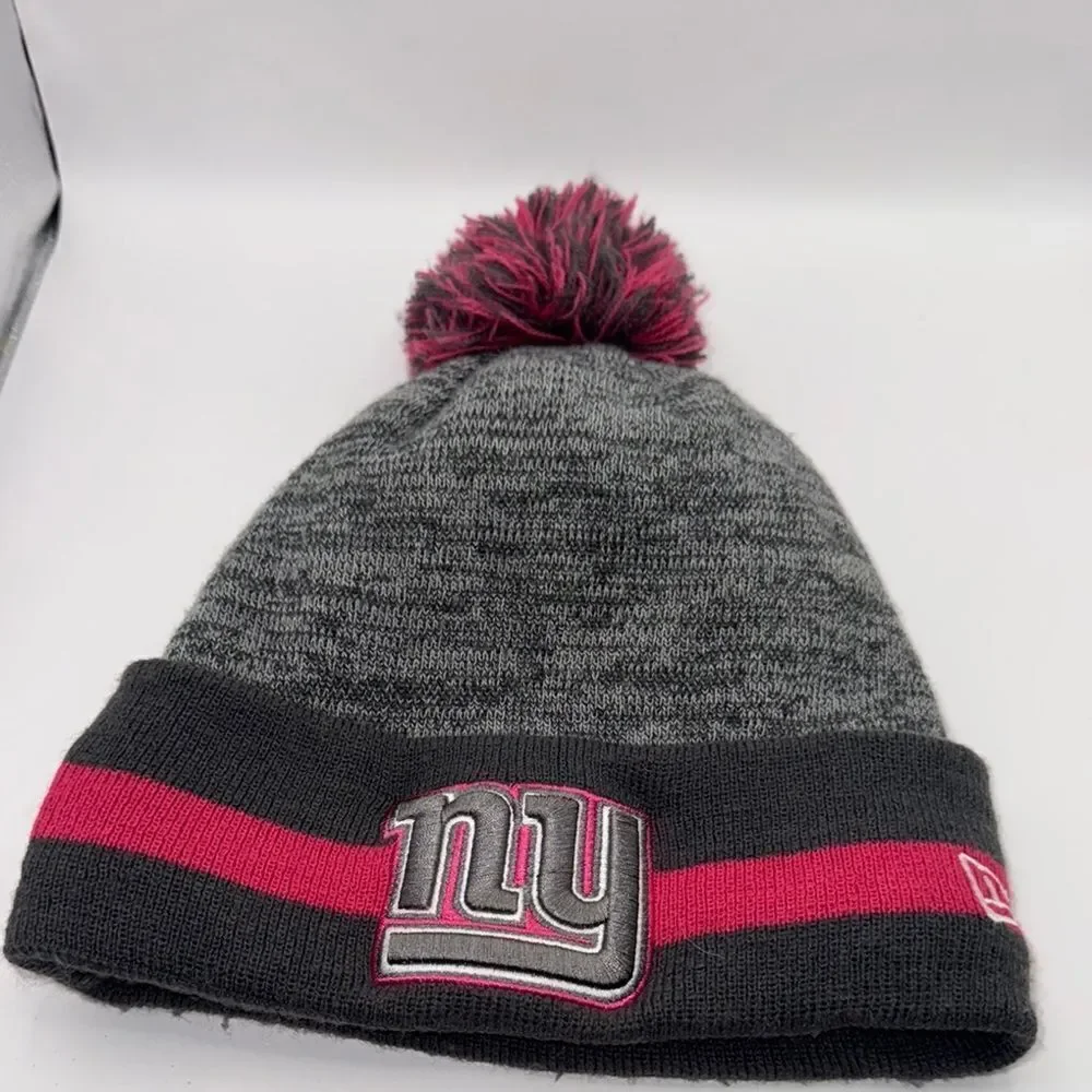 New York Giants Gray and Pink Beanie thermal lined
